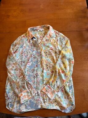 Rose & Olive Pastel Floral Button-Up Blouse